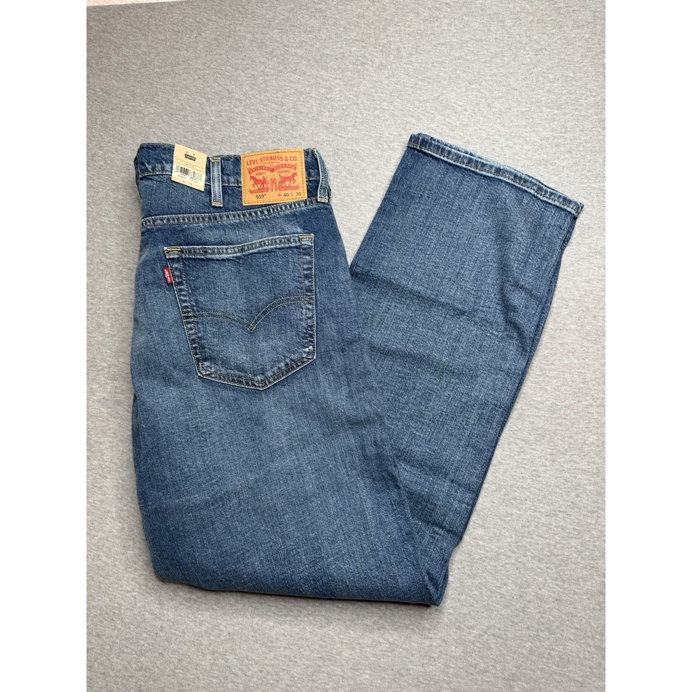 NWT Levi's 559 Jeans Men's 40x32 Relaxed Straight Stretch Medium Wash